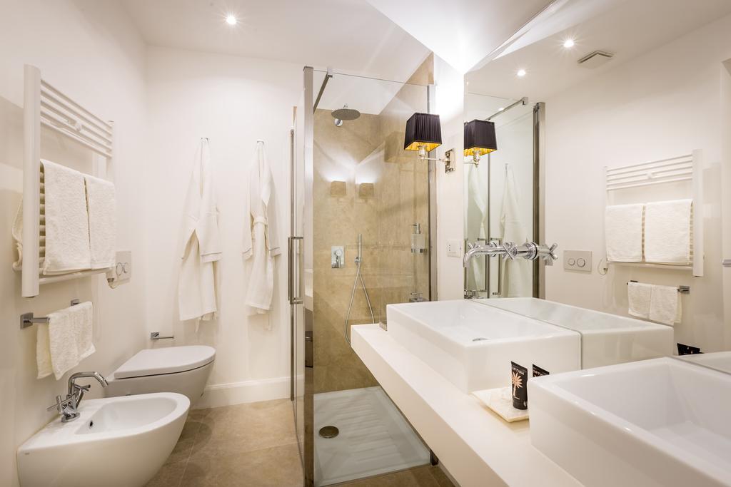 Old Town Apartment *